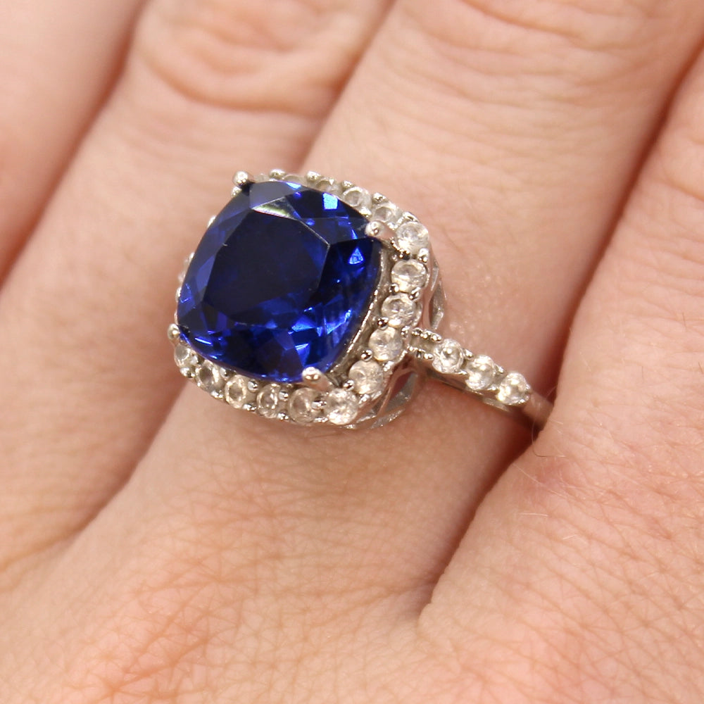 10K White Gold with Blue and White CZ Ring SIZE 6.5