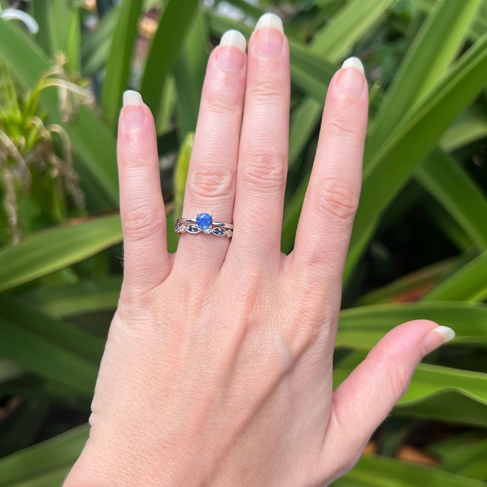 Ceylon Blue Sapphire and 18K White Gold Solitaire Ring SIZE 6
