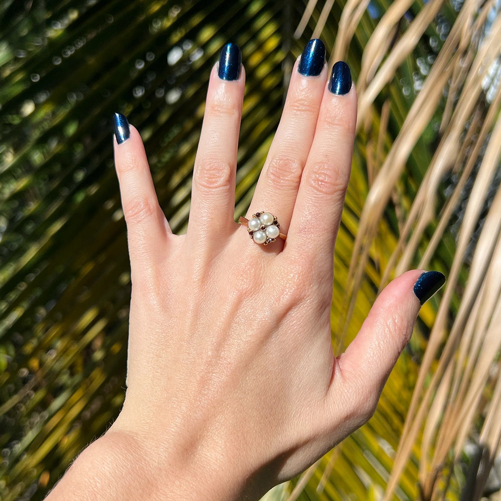 Vintage 9K Yellow Gold Cultured Pearl and Garnet Ring SIZE 8.5