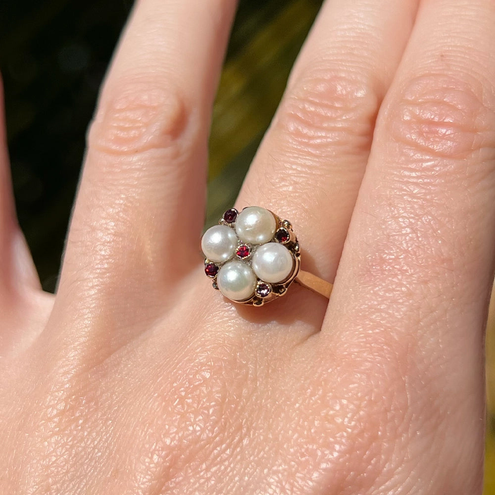 Vintage 9K Yellow Gold Cultured Pearl and Garnet Ring SIZE 8.5