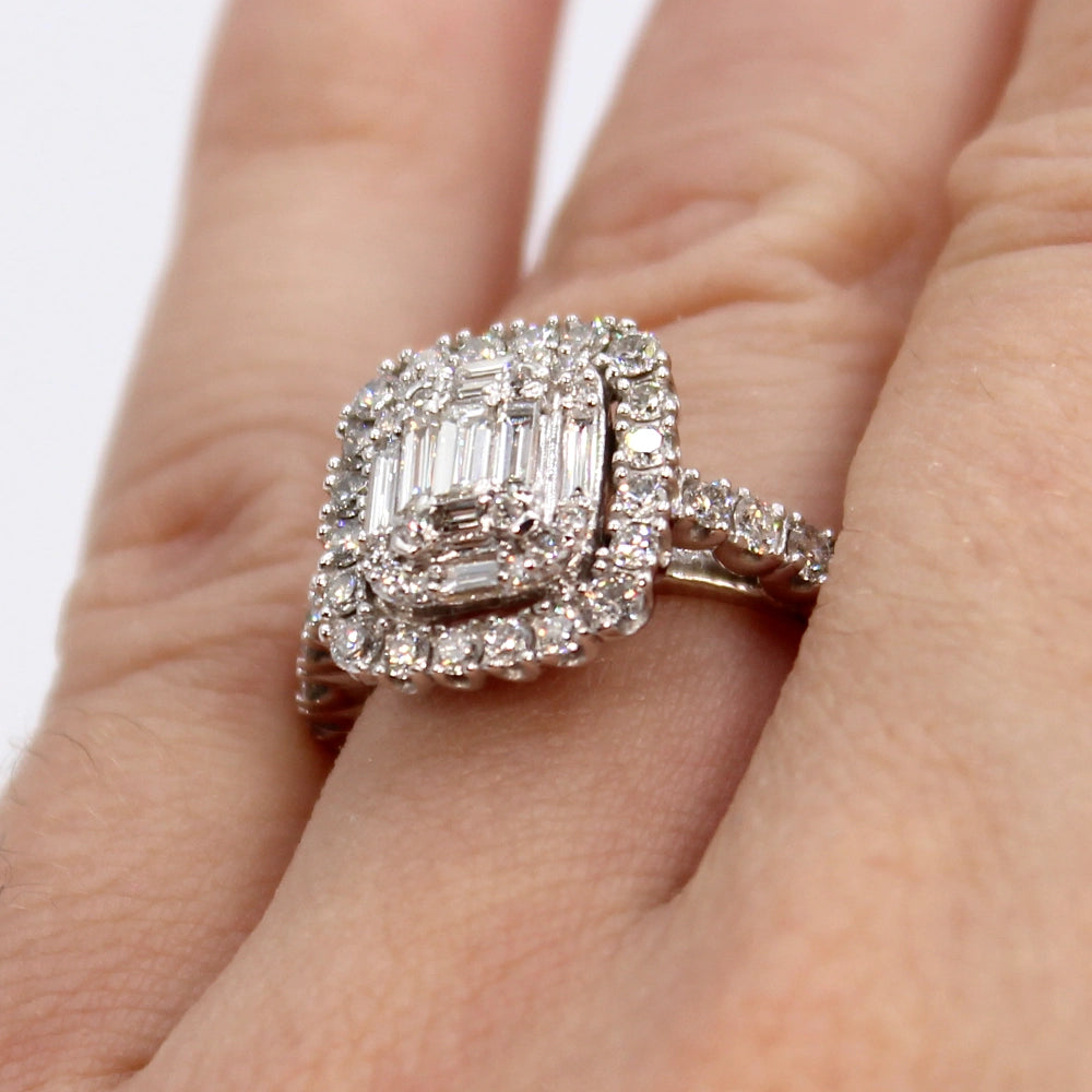 10K White Gold and Emerald Cut Diamond Halo Ring SIZE 5