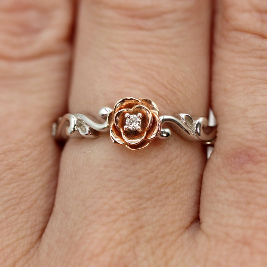 Enchanted Disney Belle Rose Ring with Diamond Center SIZE 6.75