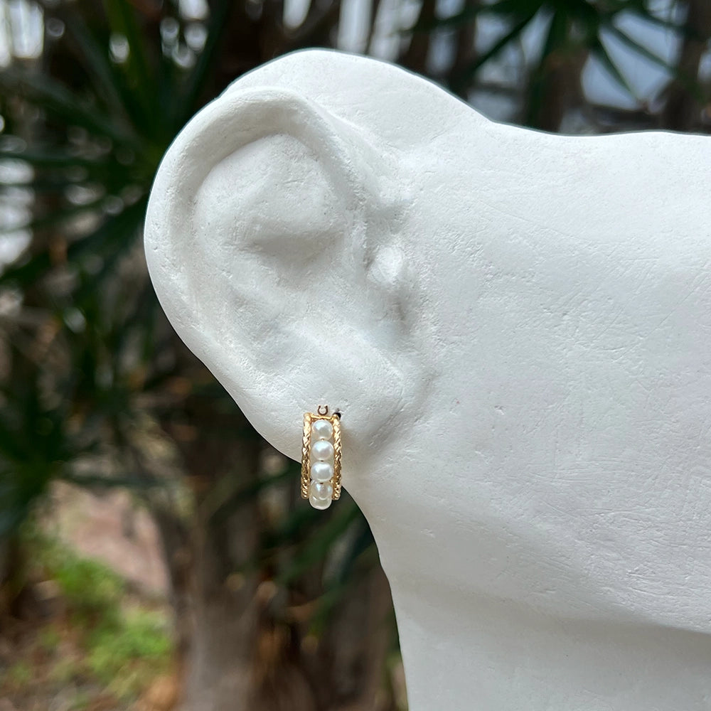 10K Yellow Gold and White Pearl Hoop Earrings