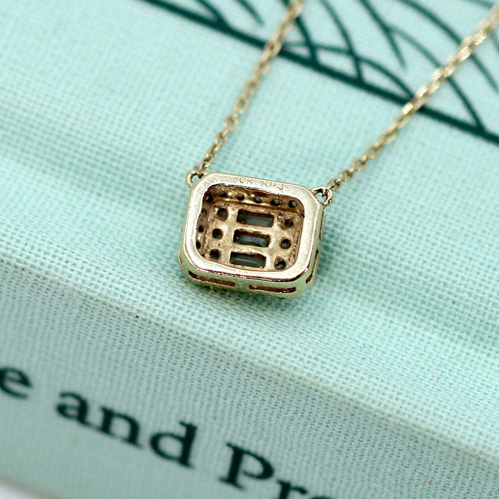 10K Yellow Gold Necklace with Round Brilliant Cut and Baguette Diamonds