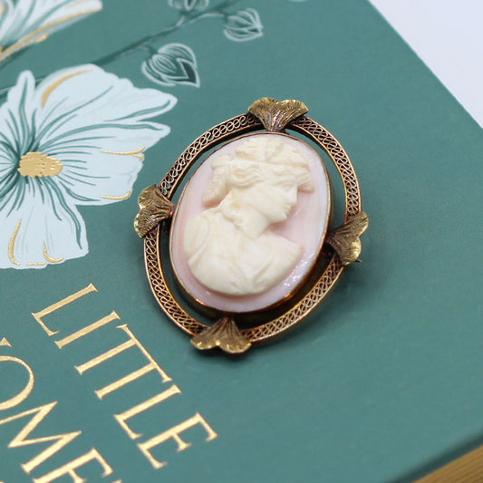 10K Yellow Gold and Resin Cameo Convertible Brooch Pendant