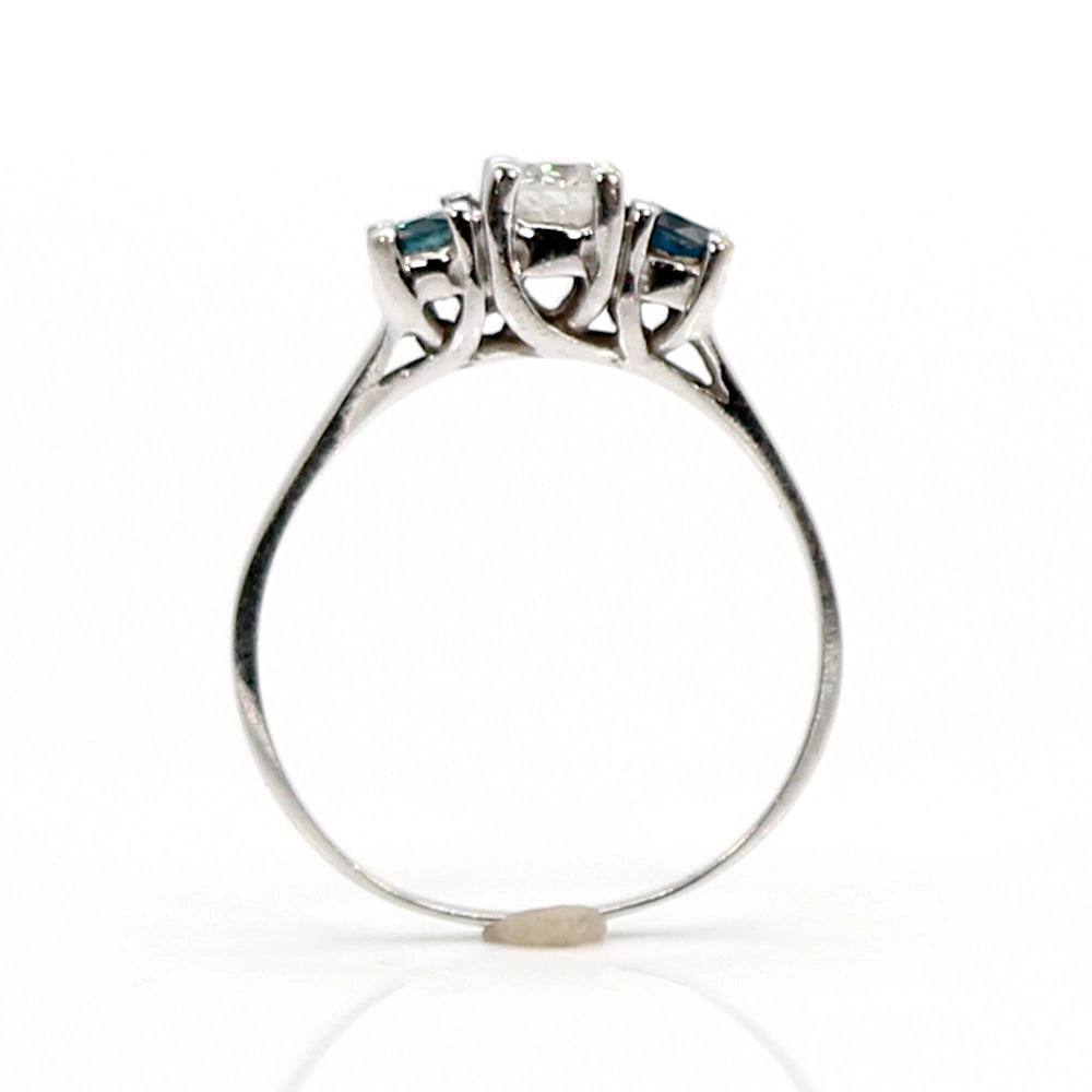14K White Gold Three Stone White and Blue Diamond Ring Size 7.75