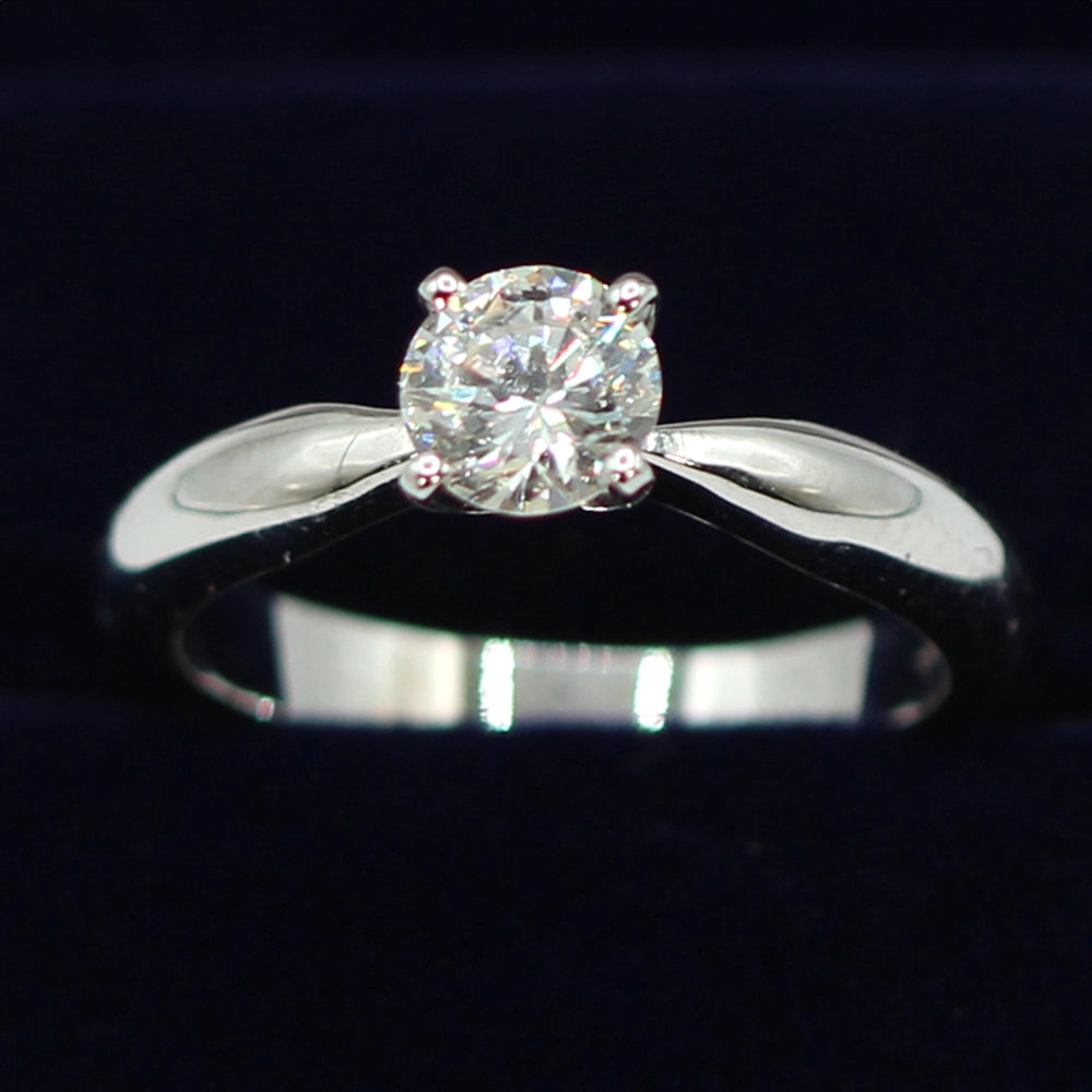 14K White Gold Diamond Solitaire Ring SIZE 5.5