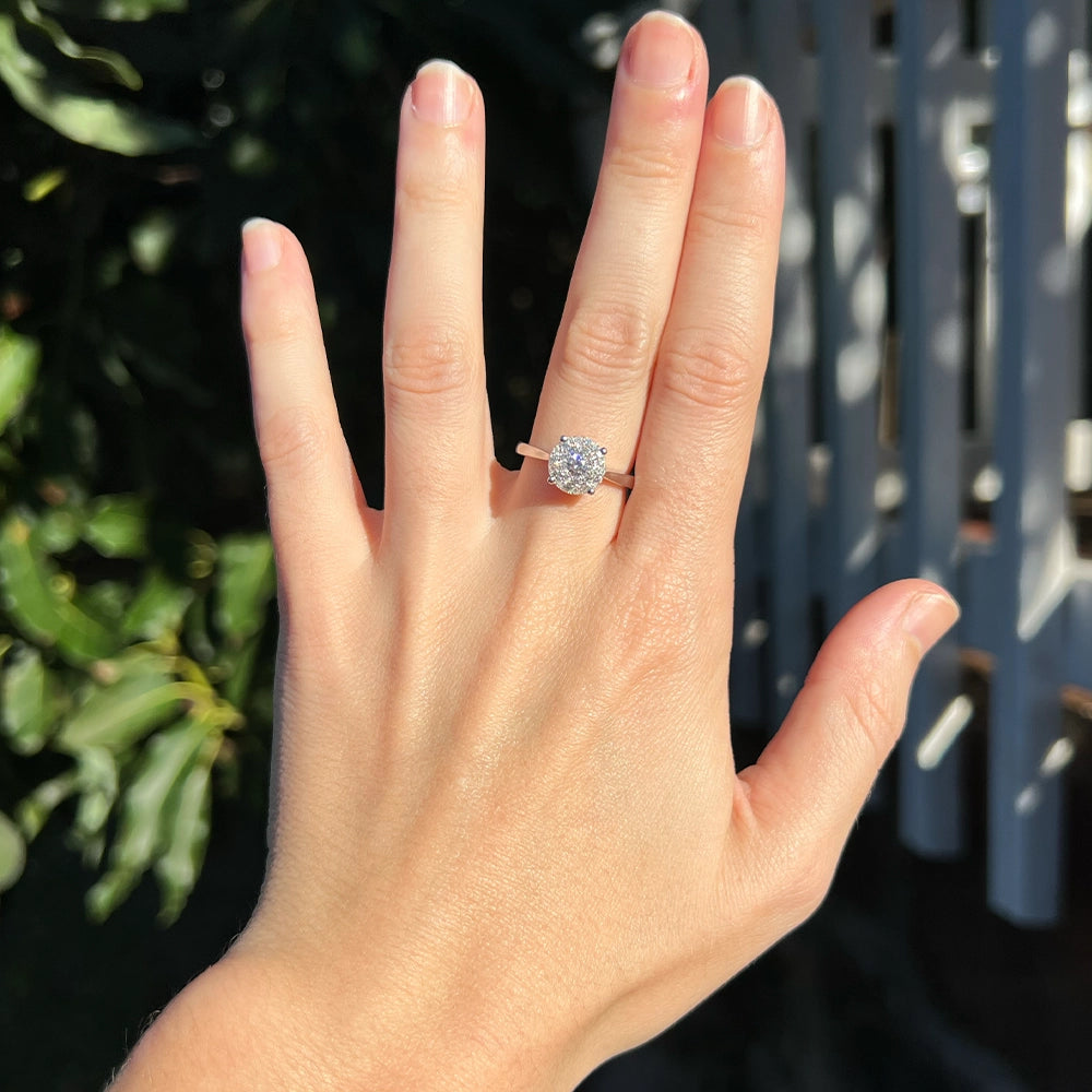 14K White Gold and Diamond Lovebright Ring SIZE 7