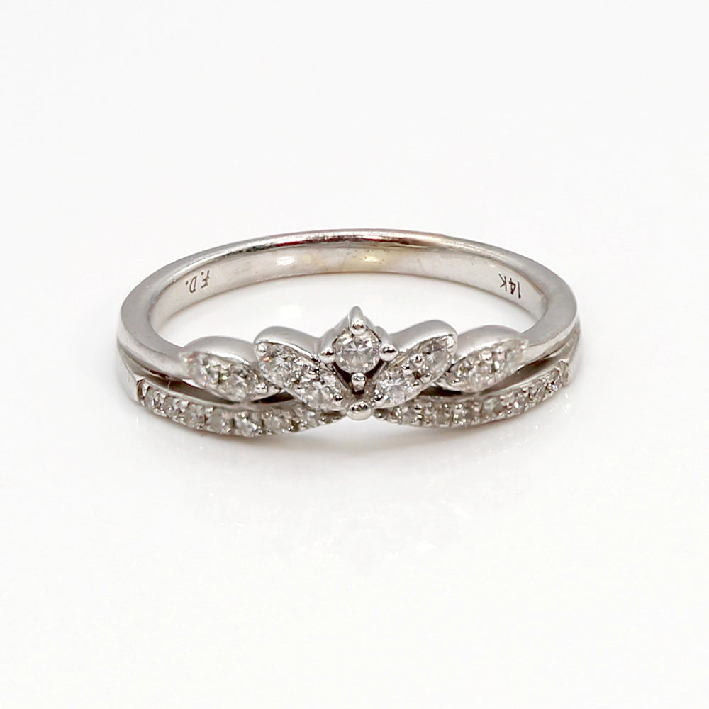 14K White Gold and Diamond Tiara Wedding Band Ring SIZE 5.5