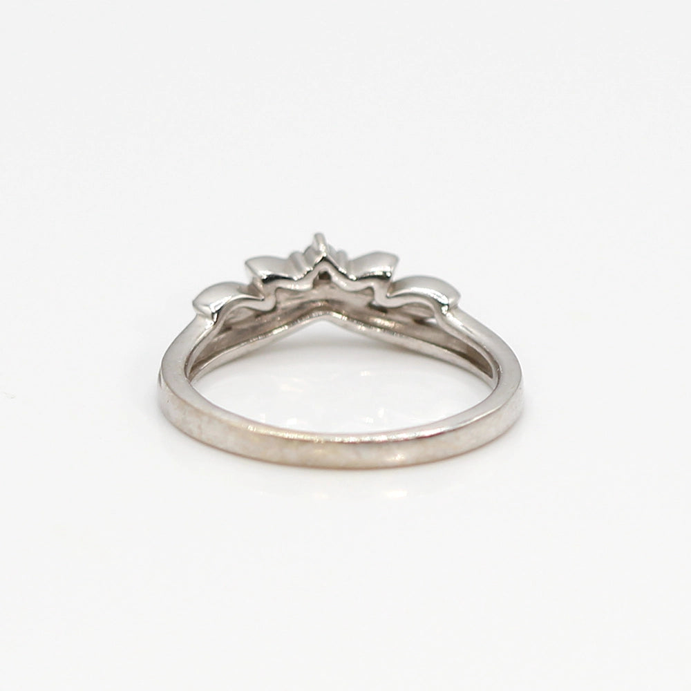 14K White Gold and Diamond Tiara Wedding Band Ring SIZE 5.5