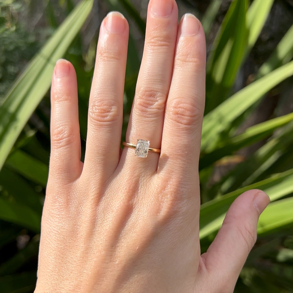 14K Yellow Gold and 1.50 carat Radiant Cut Diamond Engagement Ring with GIA Papers SIZE 6