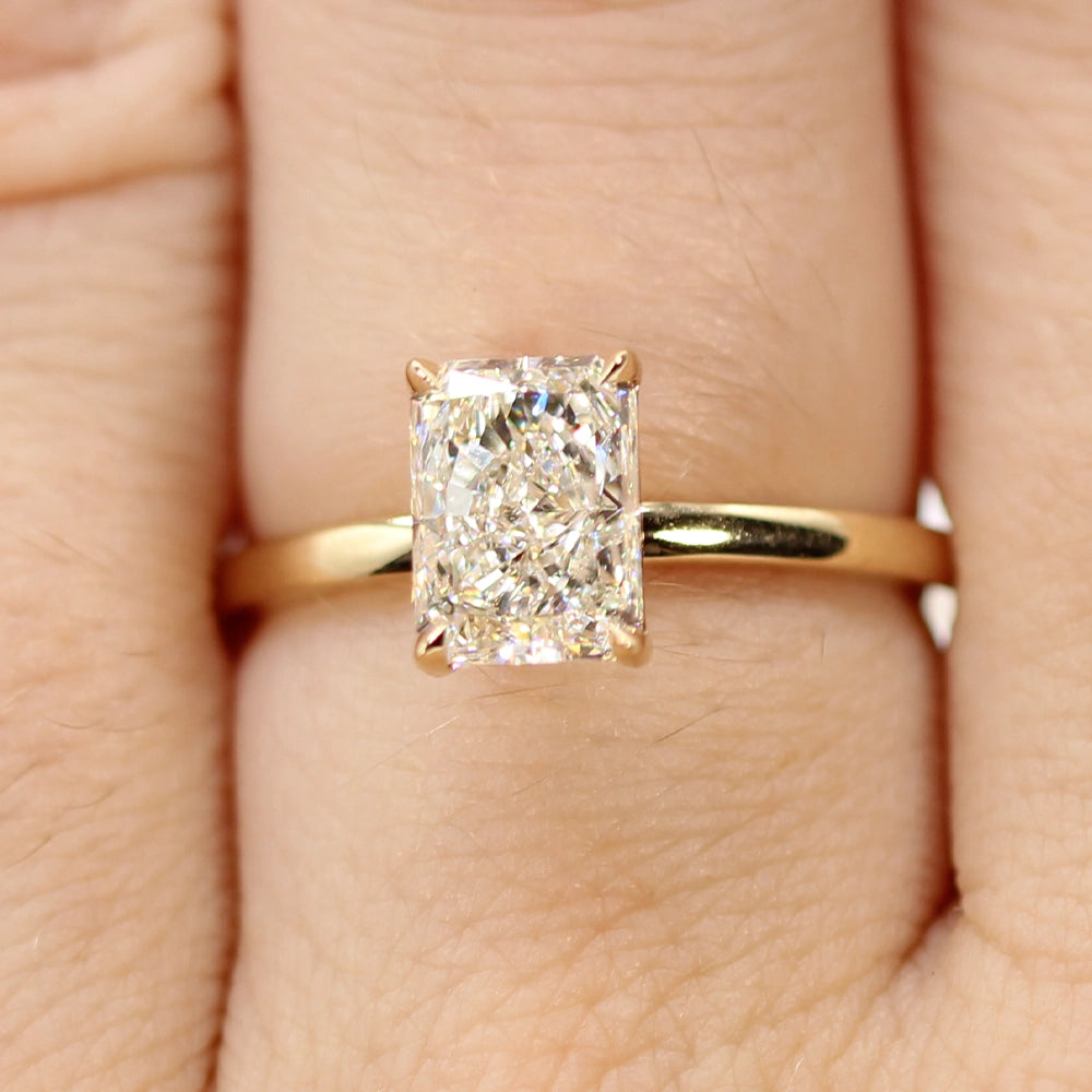 14K Yellow Gold and 1.50 carat Radiant Cut Diamond Engagement Ring with GIA Papers SIZE 6