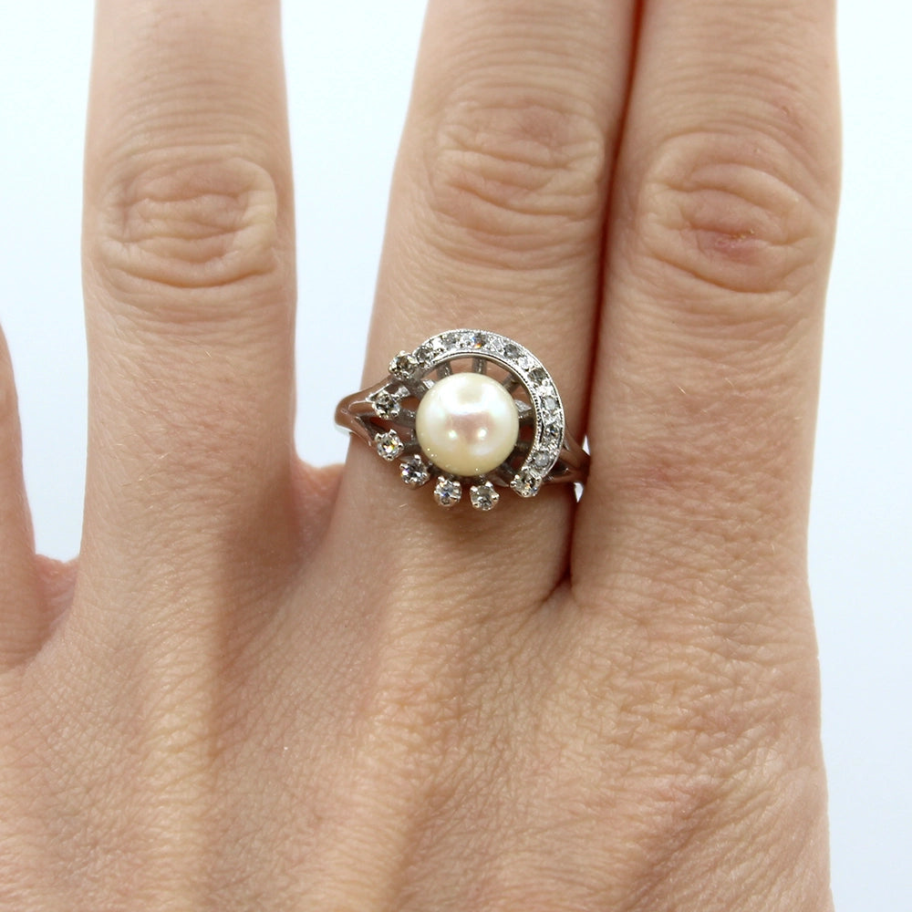 Celestial 14K White Gold Cultured Pearl and Diamond Ring SIZE 6.75