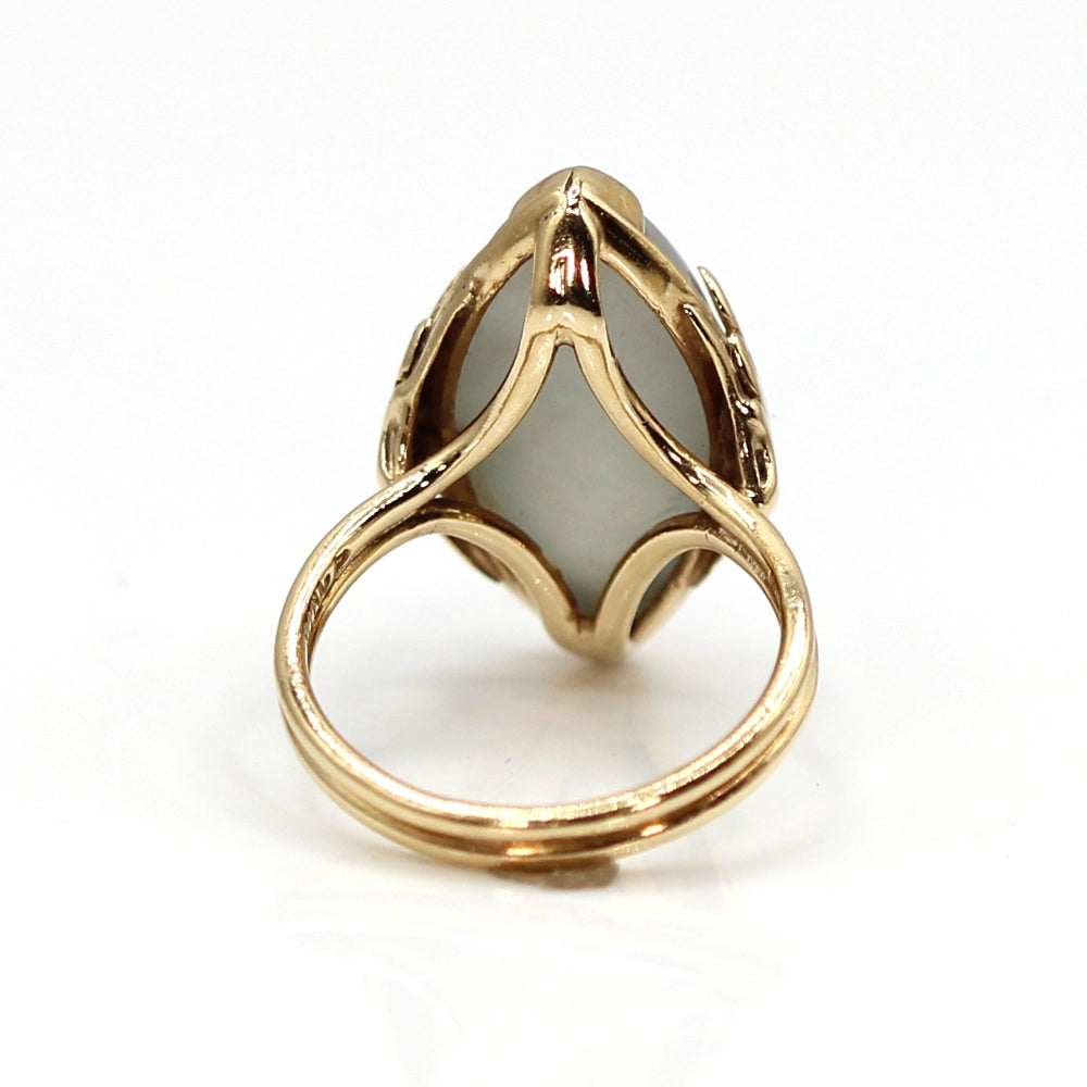 Vintage Ming’s Hawaii Pale Green Jade and 14K Yellow Gold Ring SIZE 6