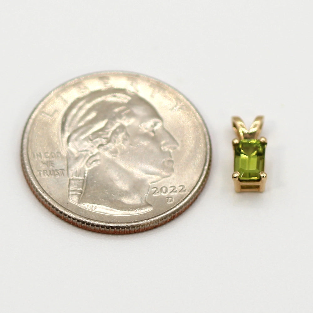 14K Yellow Gold and Peridot Pendant
