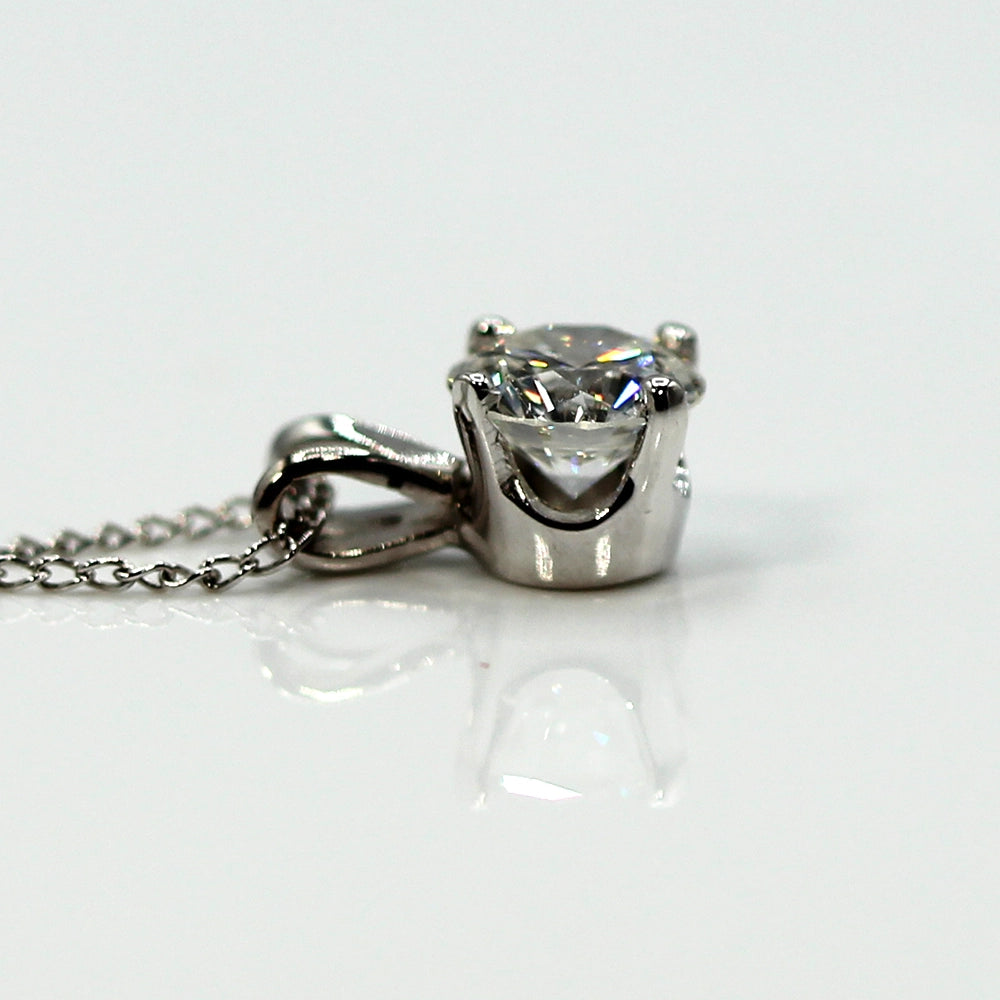 14K White Gold 1ct Round Brilliant Cut Diamond Pendant with Chain