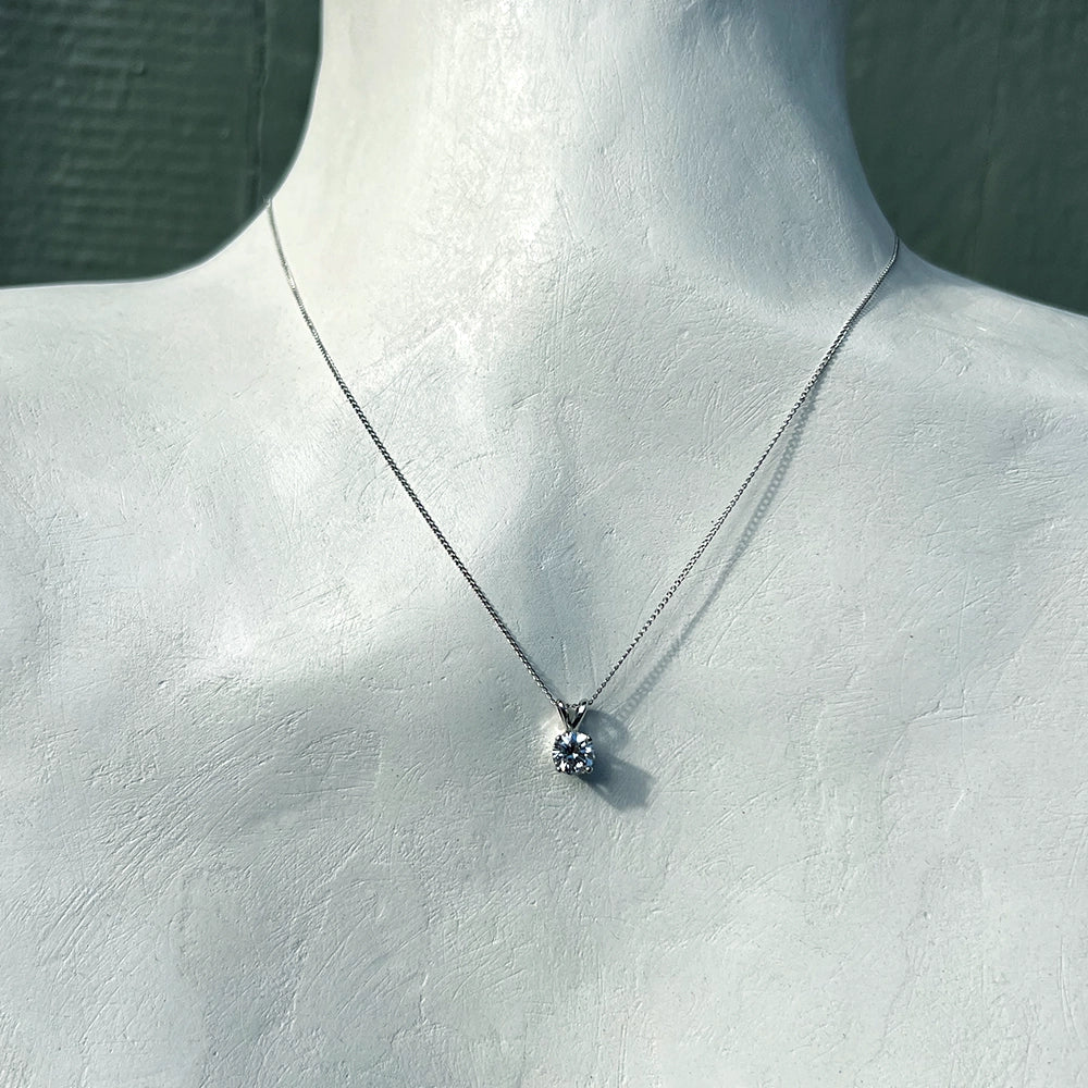 14K White Gold 1ct Round Brilliant Cut Diamond Pendant with Chain