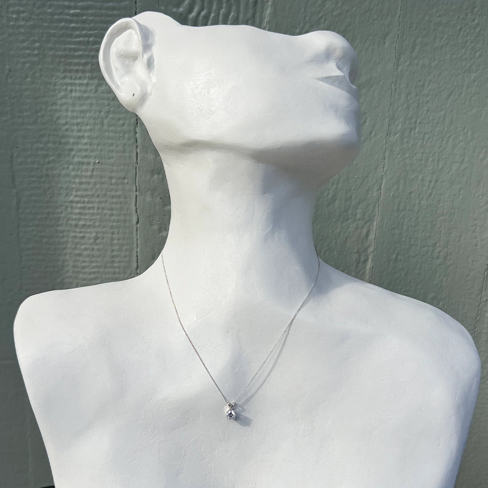 14K White Gold 1ct Round Brilliant Cut Diamond Pendant with Chain