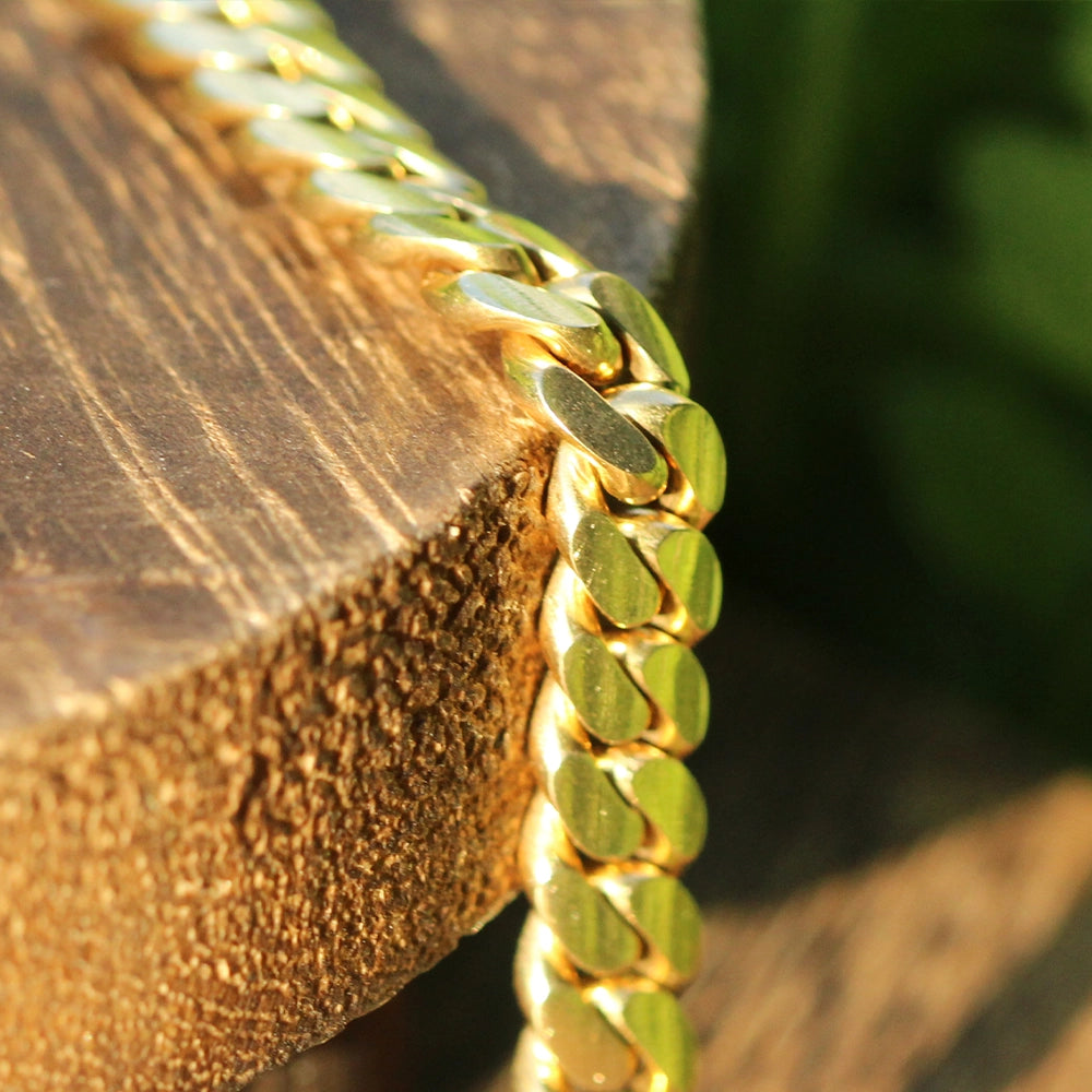 14K Yellow Gold 24 Inch Cuban Chain Necklace