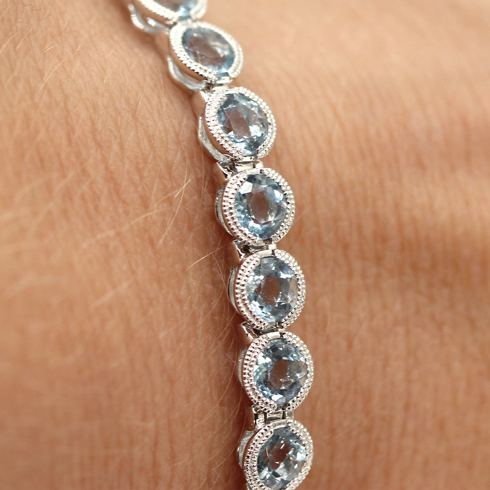 14K White Gold and Aquamarine Tennis Bracelet SIZE 7