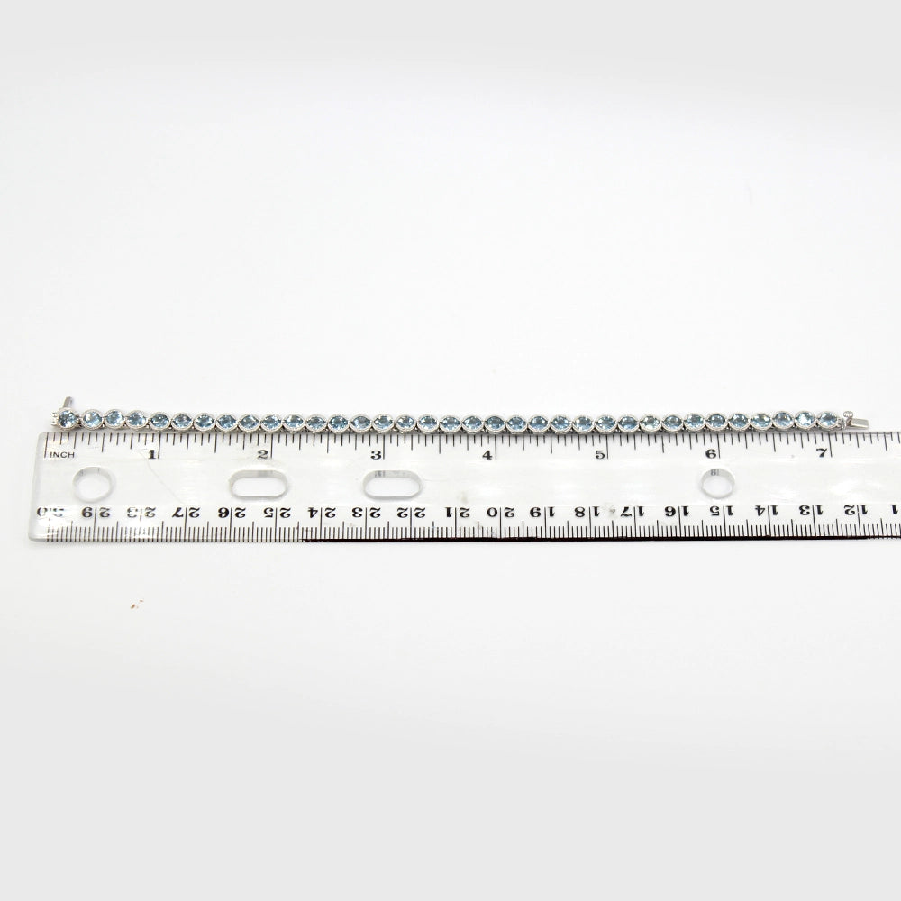 14K White Gold and Aquamarine Tennis Bracelet SIZE 7
