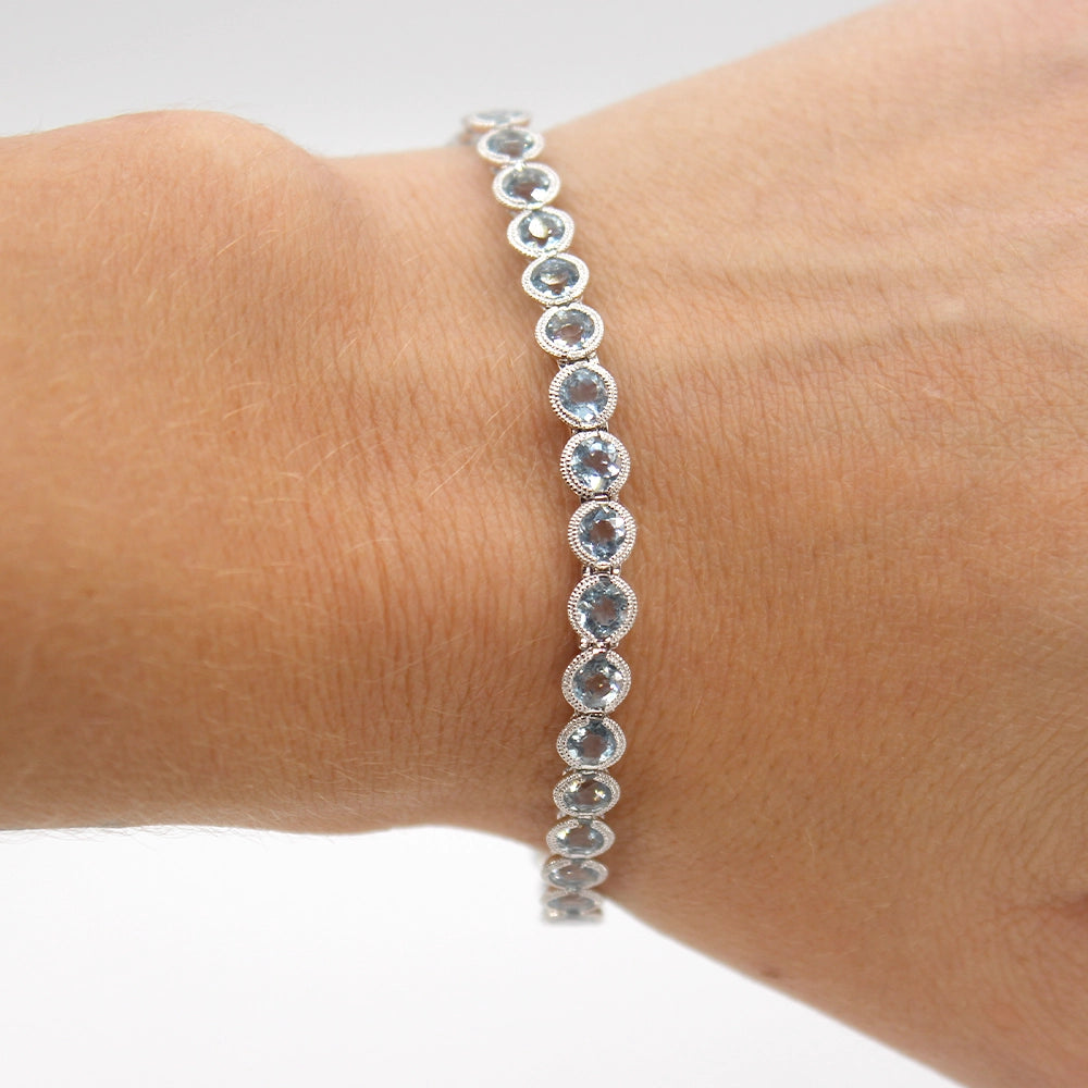 14K White Gold and Aquamarine Tennis Bracelet SIZE 7