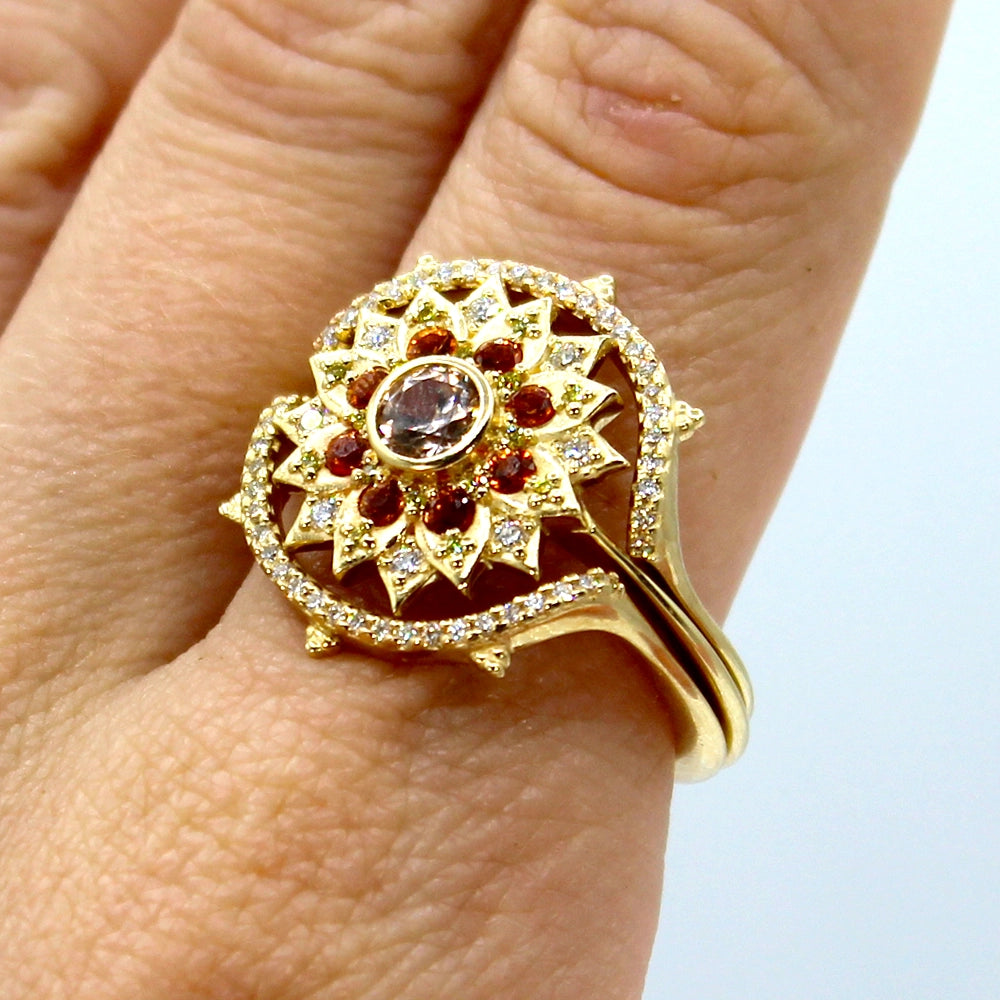 14K Yellow Gold 'Sun and Compass' Stacking Ring Set SIZE 9