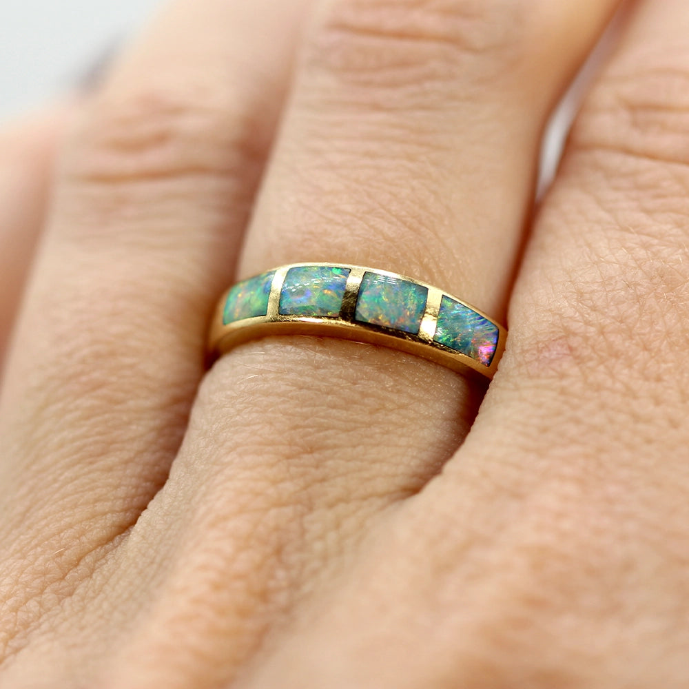 18K Yellow Gold and Opal Ring SIZE 7.75