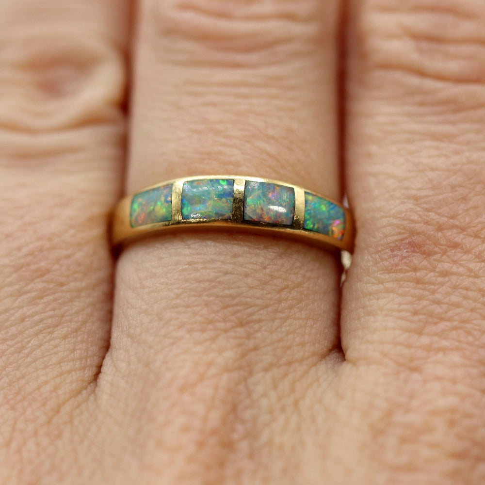 18K Yellow Gold and Opal Ring SIZE 7.75