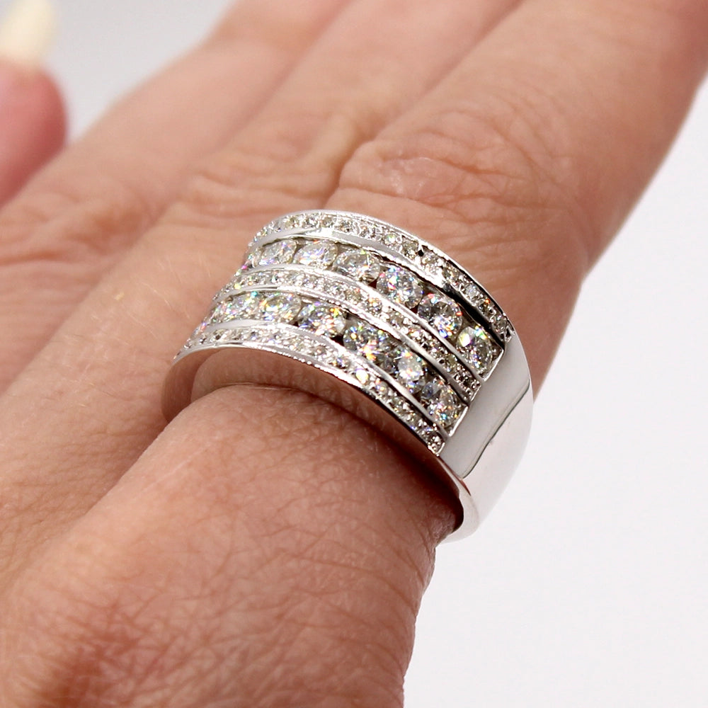 14K White Gold Ring with 2.50 Carats of VS-SI I/J Diamonds SIZE 8