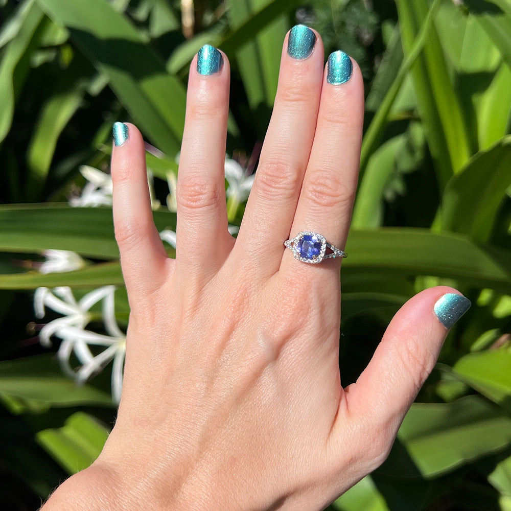 Luvente 14K White Gold Tanzanite and Diamond Halo Ring SIZE 8.25