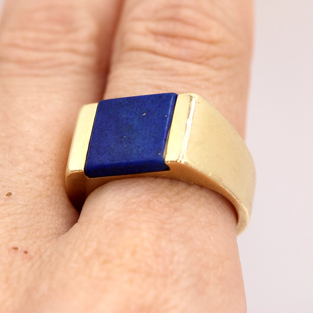 14K Yellow Gold and Lapis Lazuli Gents Ring SIZE 8
