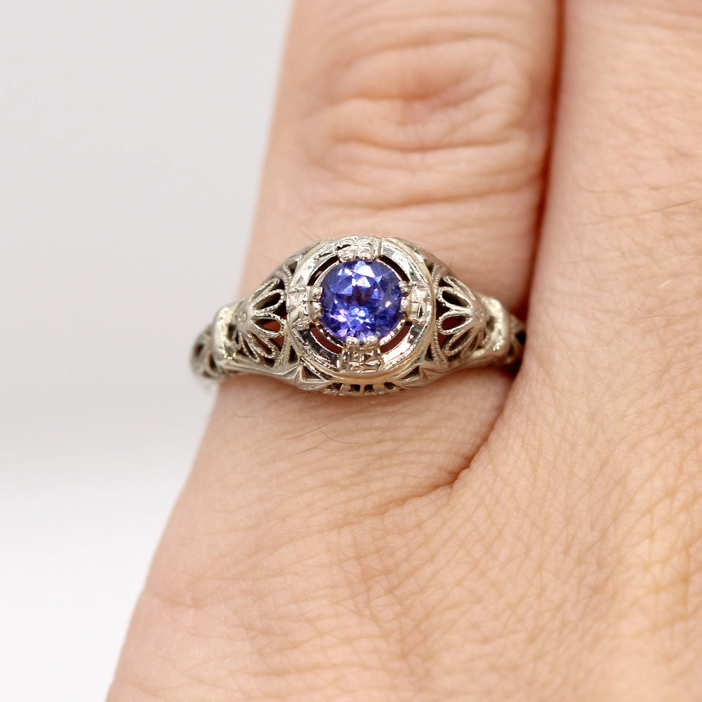 Vintage Art Deco Filigree Ring with 18K White Gold and Tanzanite SIZE 4.25
