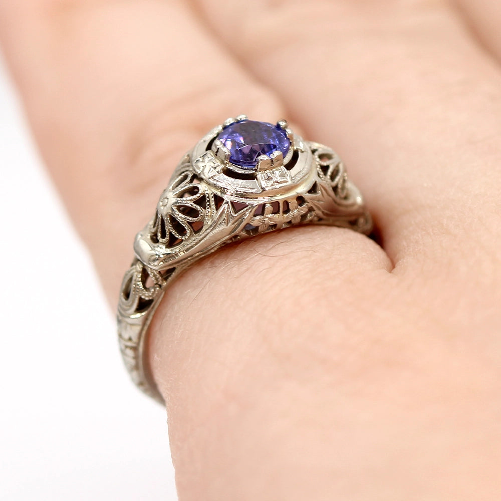 Vintage Art Deco Filigree Ring with 18K White Gold and Tanzanite SIZE 4.25