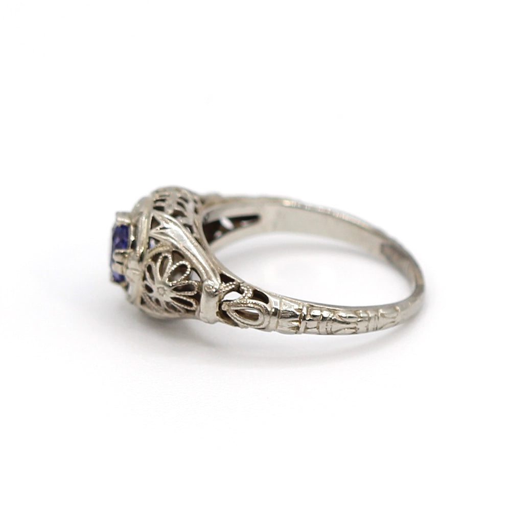 Vintage Art Deco Filigree Ring with 18K White Gold and Tanzanite SIZE 4.25