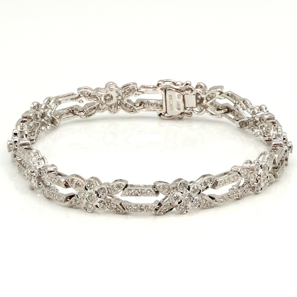 18K White Gold and Diamond Floral Link Bracelet SIZE 6.5
