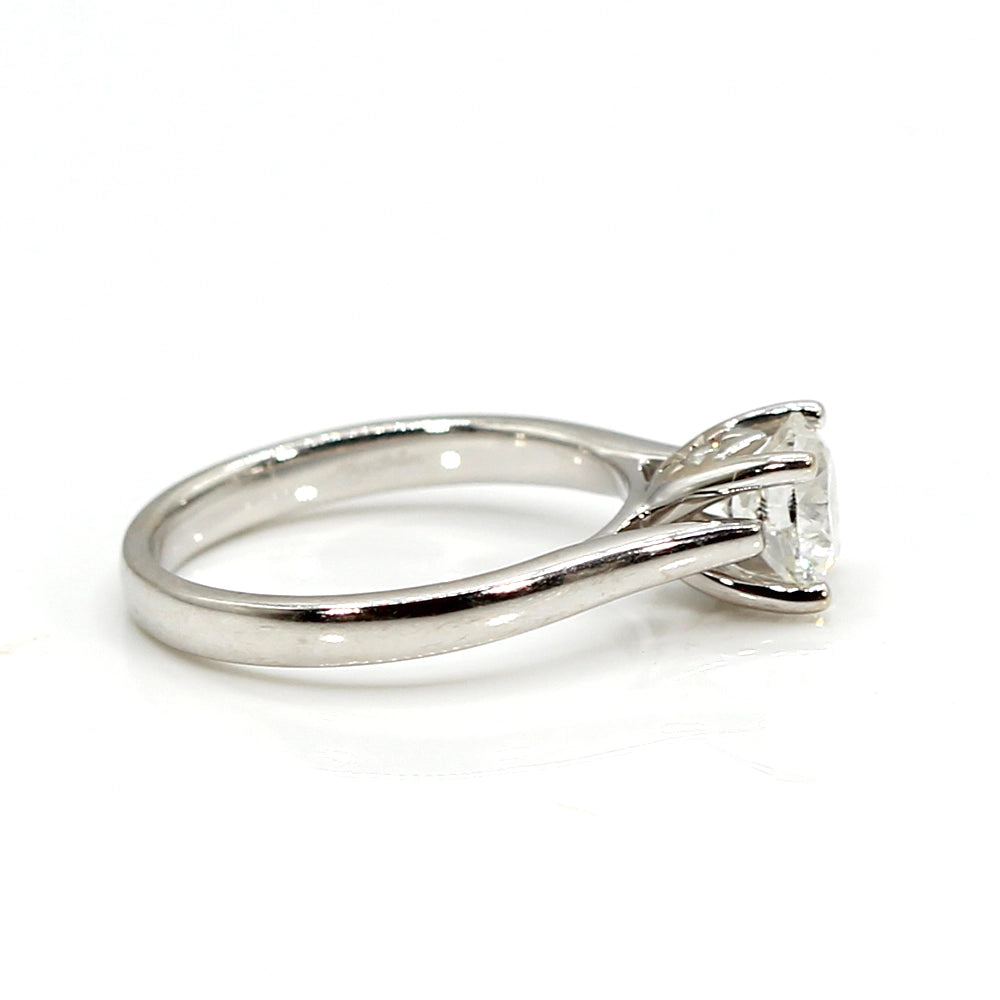 14K White Gold 1.28 Carat Diamond Solitaire Ring With Star Accents SIZE 7