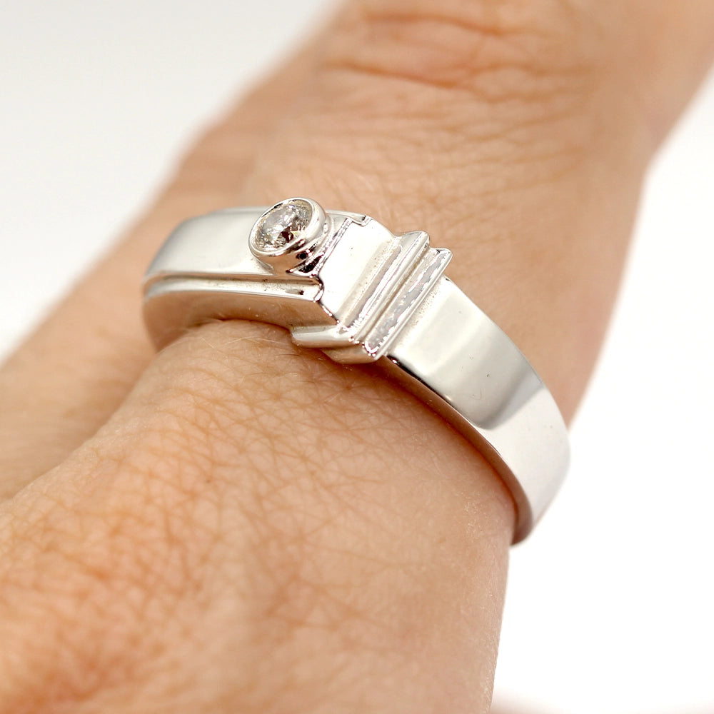 18K White Gold Art Deco Style Ring with VS Diamond Size 8.5