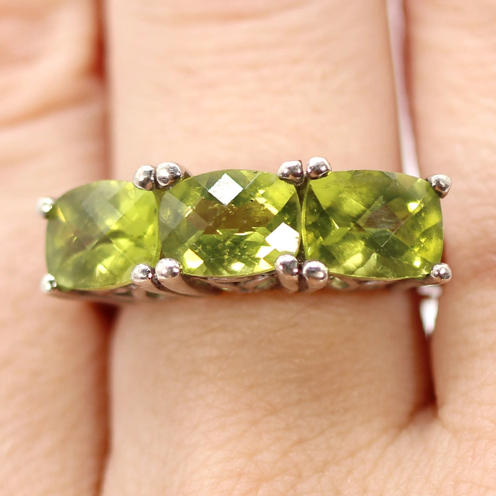 Sterling Silver and Chessboard Cut Peridot Ring SIZE 7.75