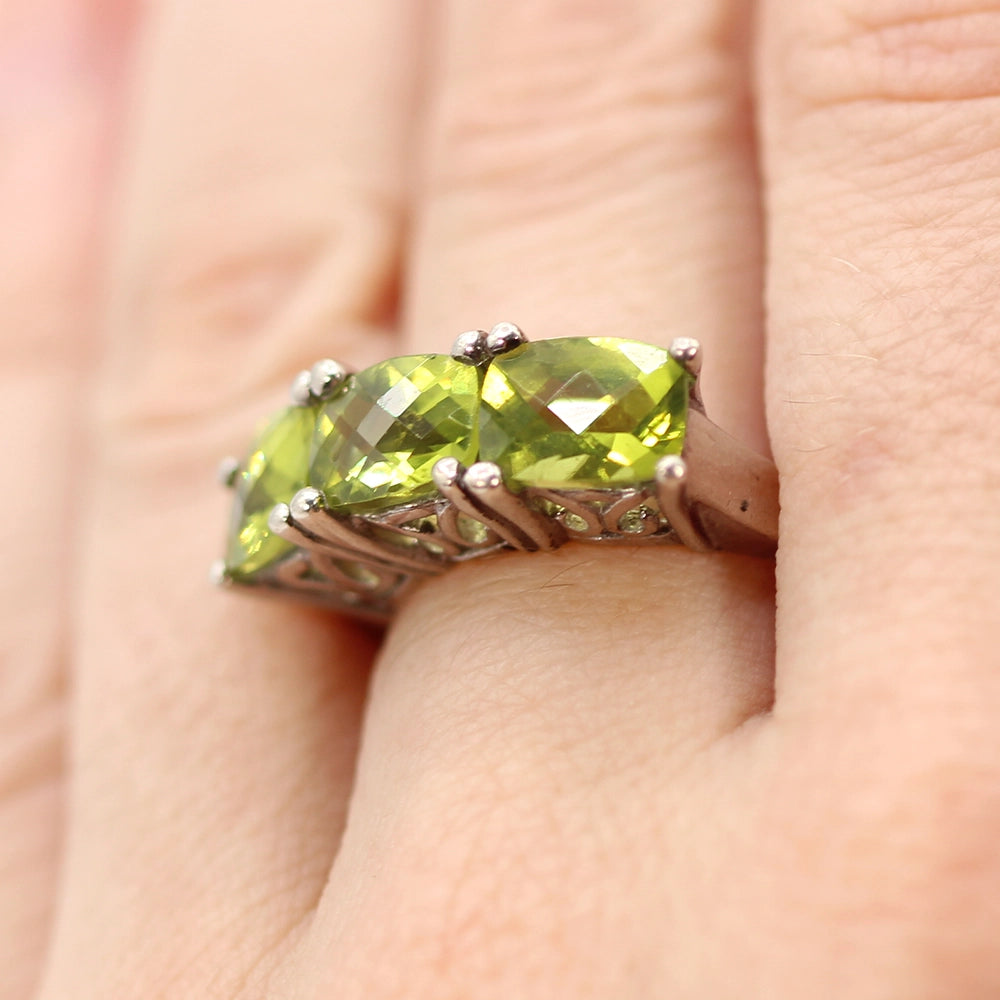 Sterling Silver and Chessboard Cut Peridot Ring SIZE 7.75
