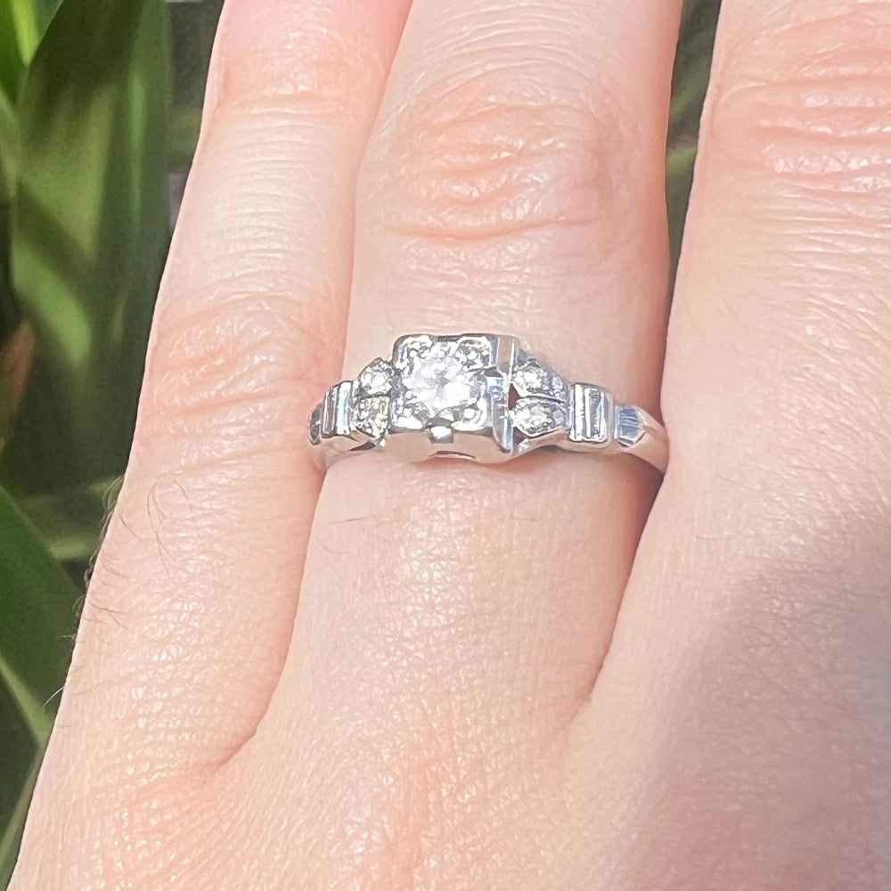 Antique Art Deco Platinum and Diamond Ring SIZE 6.5