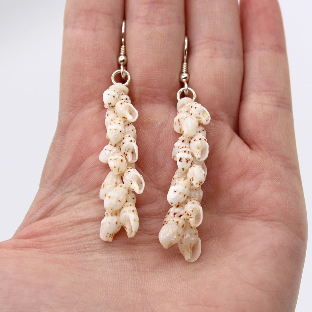Ni’ihau Shell Pikake Laiki Onikiniki Earrings