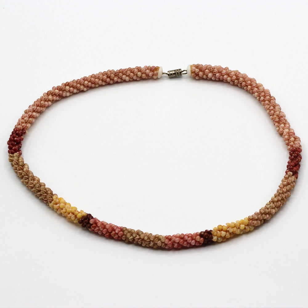 Ni’ihau Shell Poepoe Choker