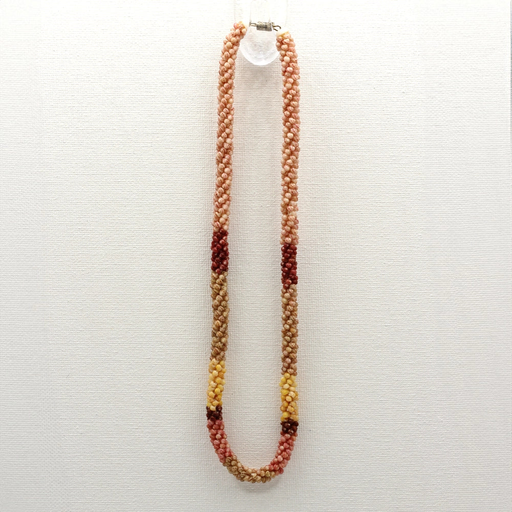 Ni’ihau Shell Poepoe Choker