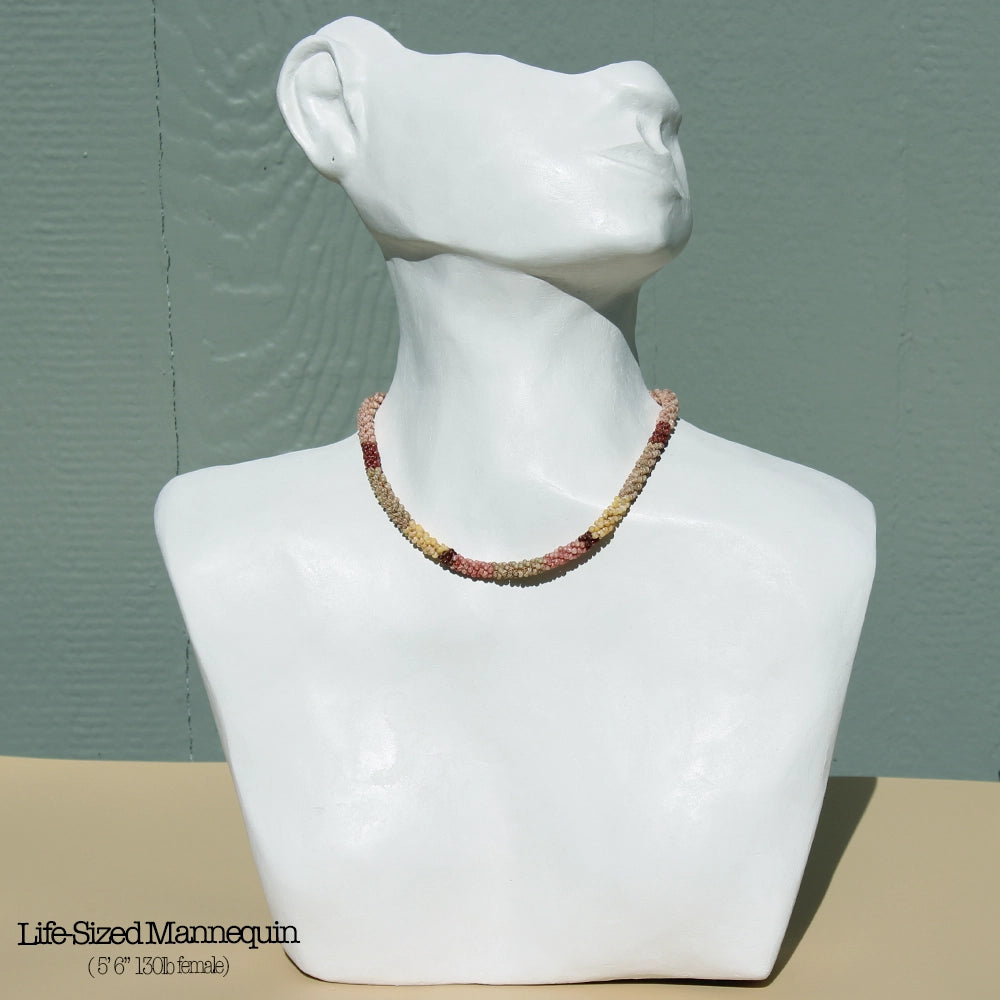 Ni’ihau Shell Poepoe Choker