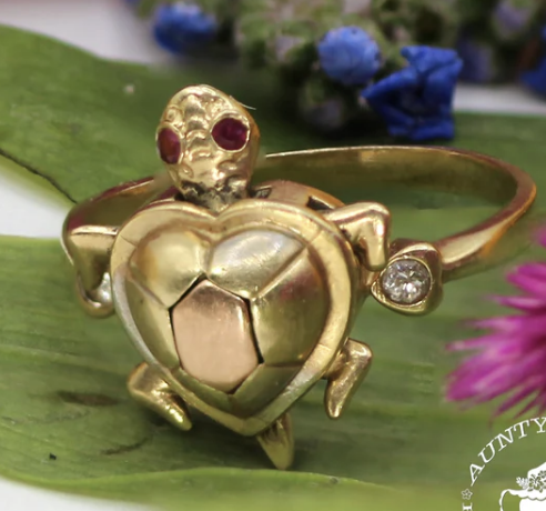 14K Yellow Gold Turtle Motif Motion Ring with Diamonds and Rubies SIZE 7.5